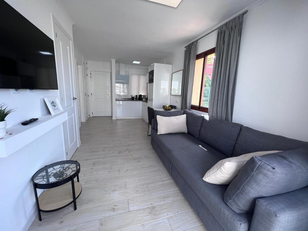 Paulmarie Apartment Ocean View In Windsor Park 阿德耶 外观 照片