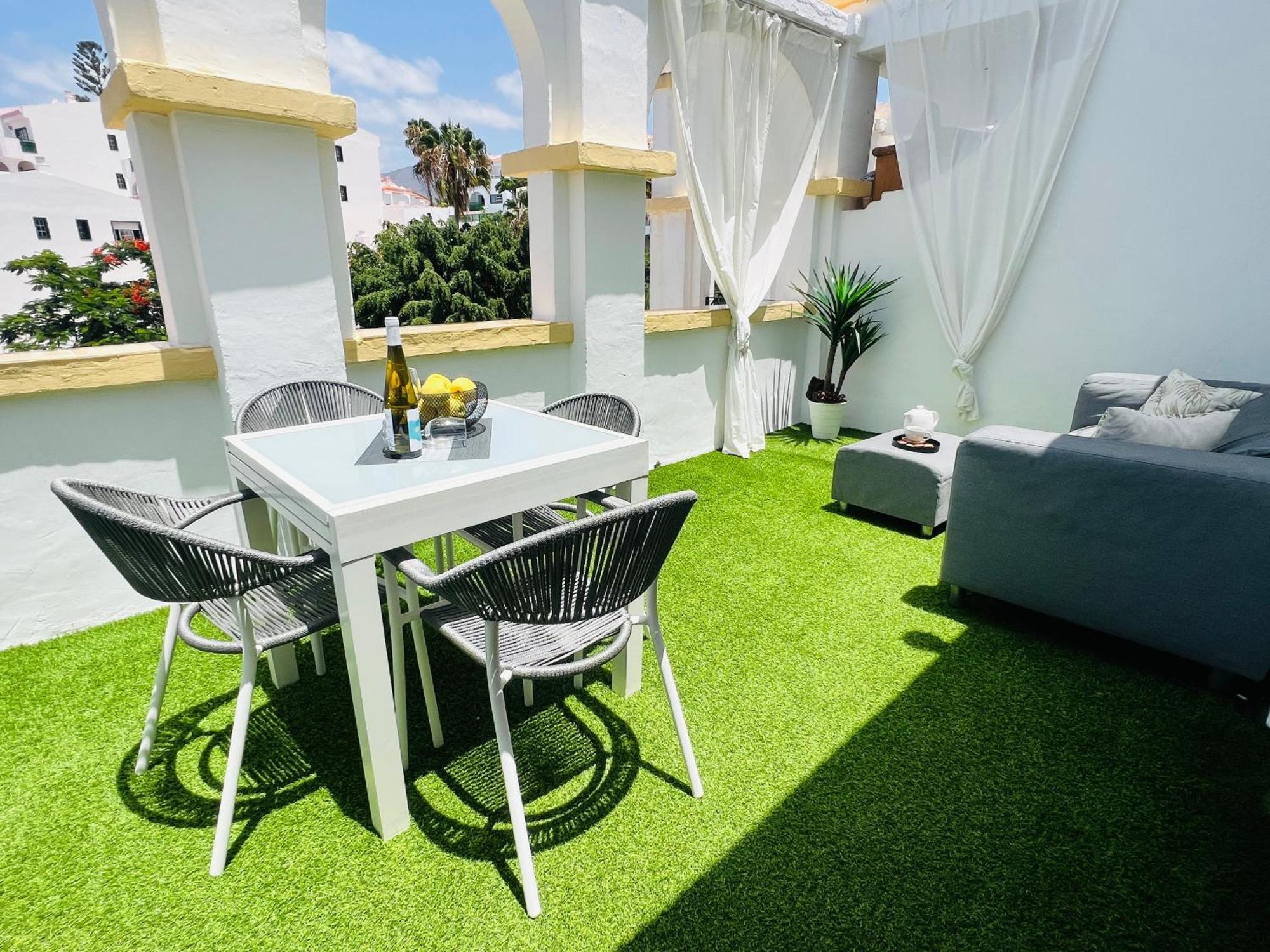 Paulmarie Apartment Ocean View In Windsor Park 阿德耶 外观 照片